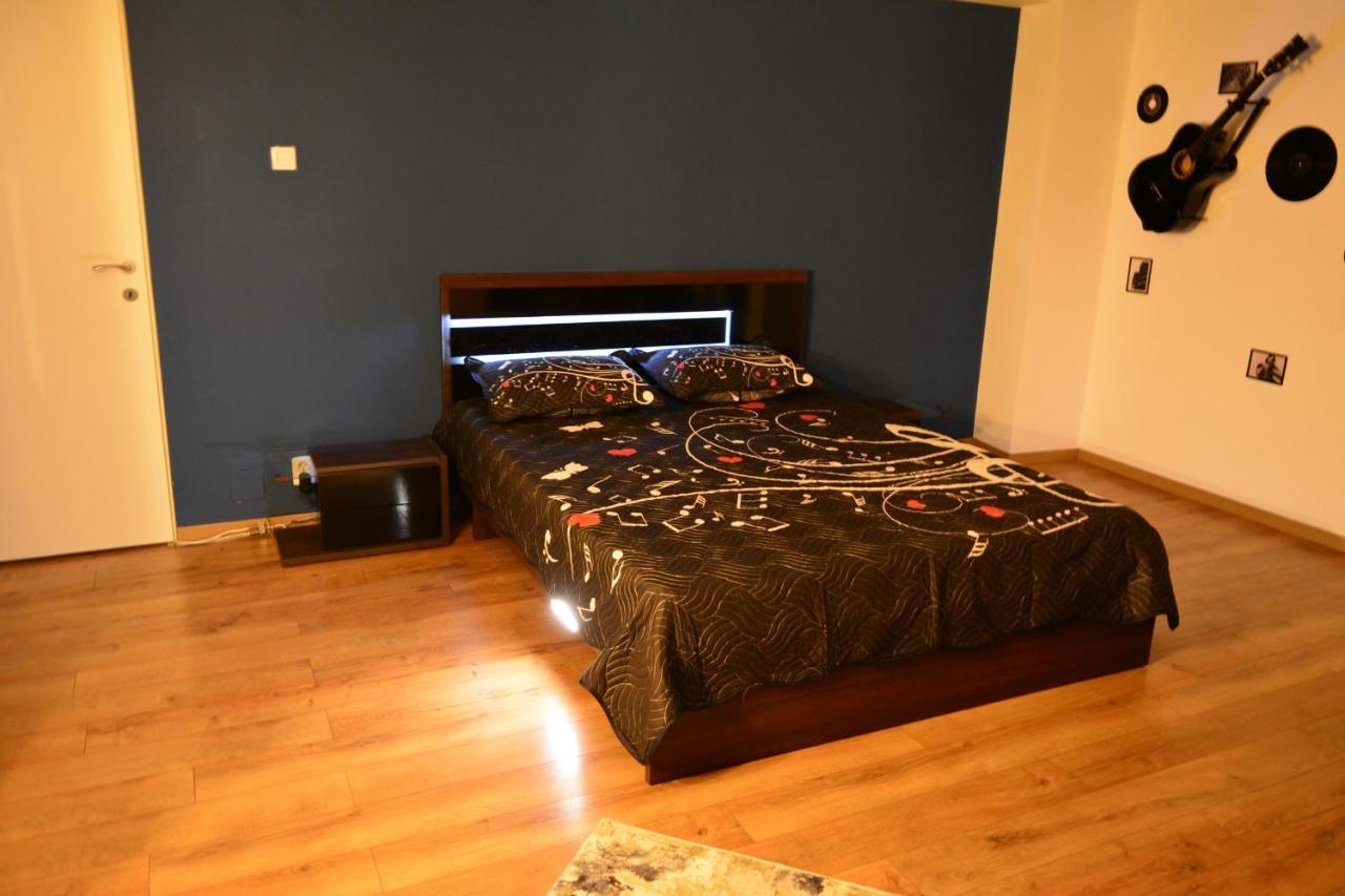M@D Music Apartment Тимишоара Екстериор снимка